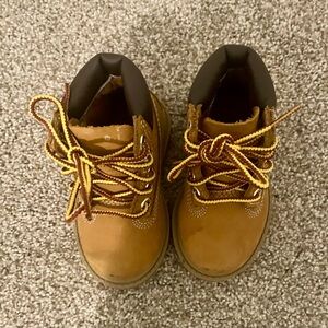 Timberland  6-inch “Wheat” Toddler Boots – Size 4